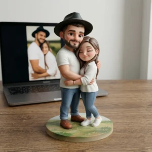 Our Work 27 Handcrafted custom couple statue UAE featuring smooth high detail resin finish for luxury anniversary home decor